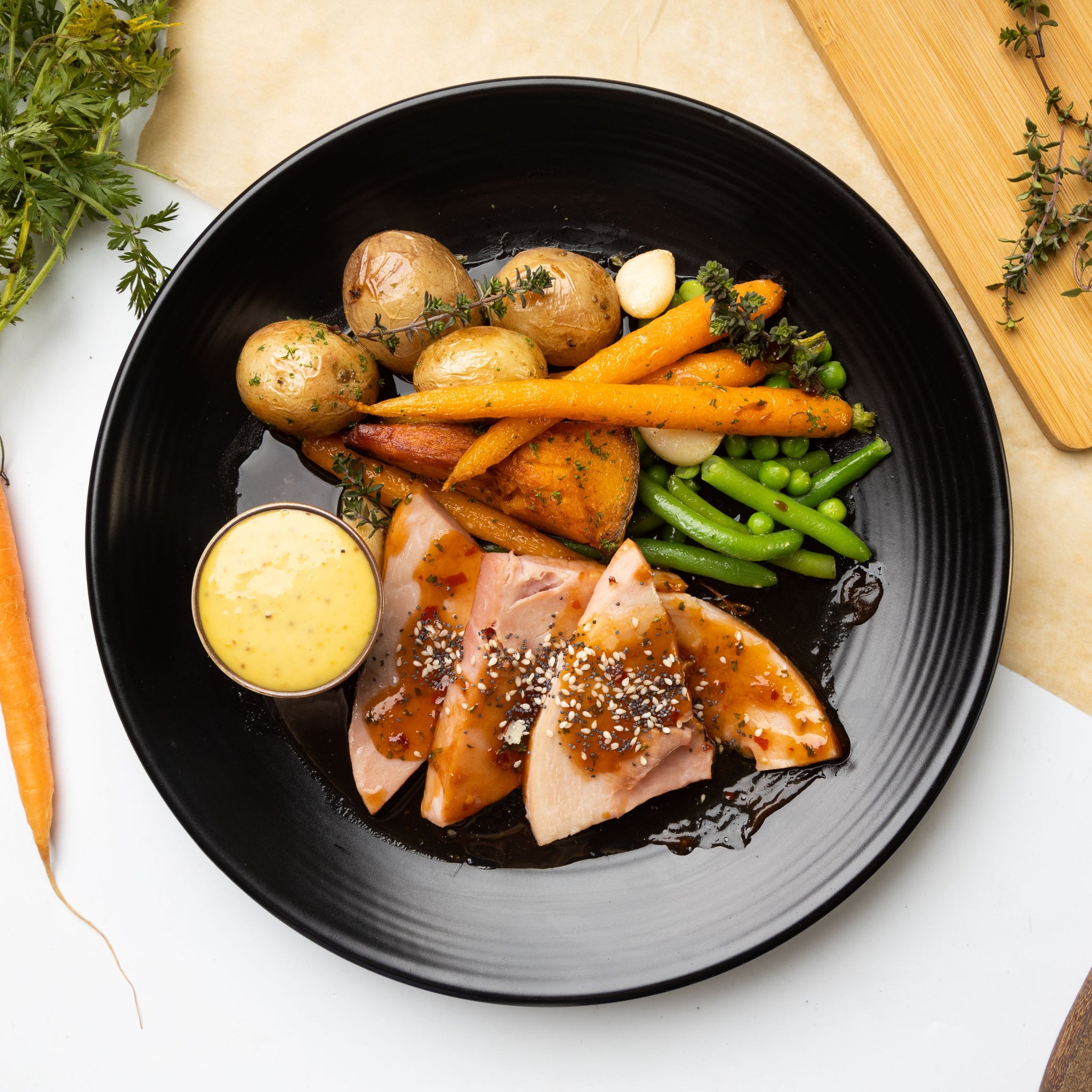 Glazed Christmas 🎅 Ham & Vegetables  ✓